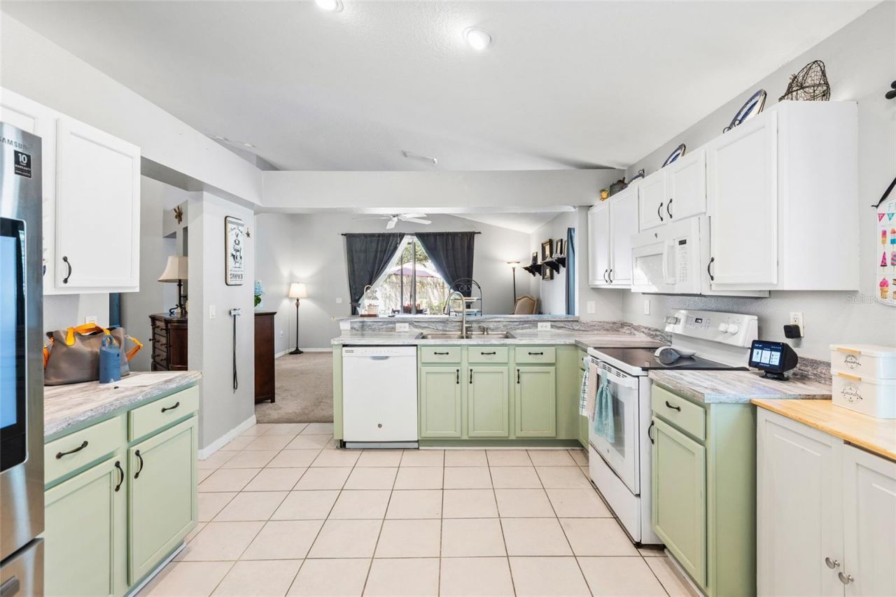 614 Somerstone Drive , Valrico, FL 33594 Photo
