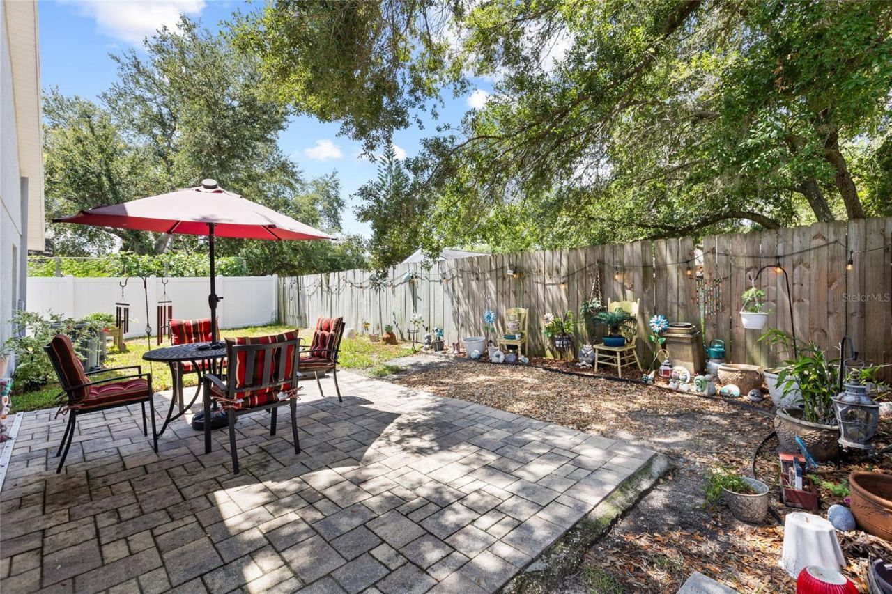 614 Somerstone Drive , Valrico, FL 33594 Photo