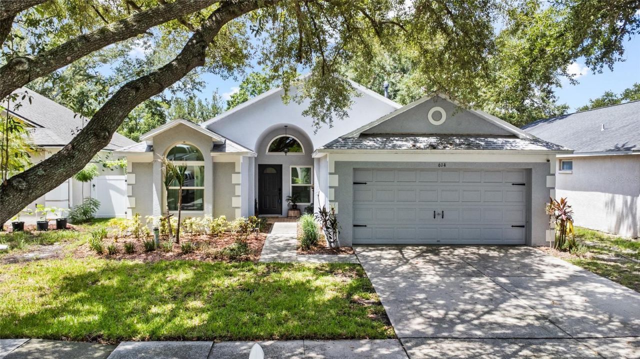 614 Somerstone Drive , Valrico, FL 33594 Photo