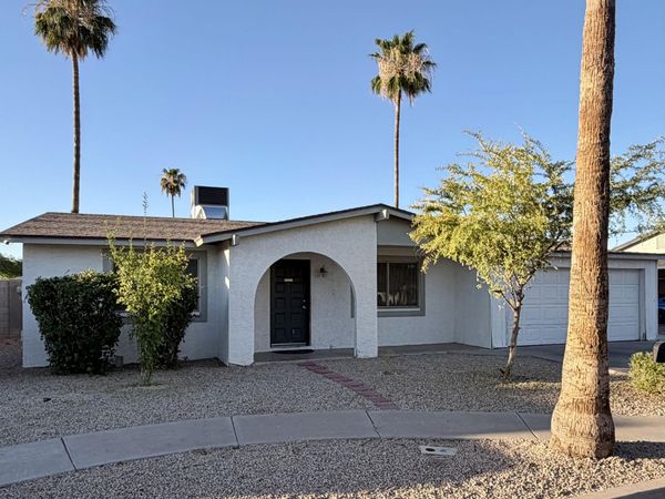 2438 W JACINTO Avenue, Mesa, AZ 85202