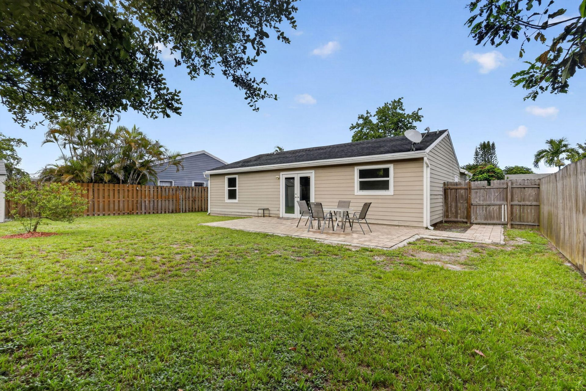 5258 Canal Circle W, Lake Worth, FL 33467 Photo