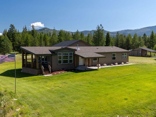 241 Promised RDG, Priest River, ID 83856