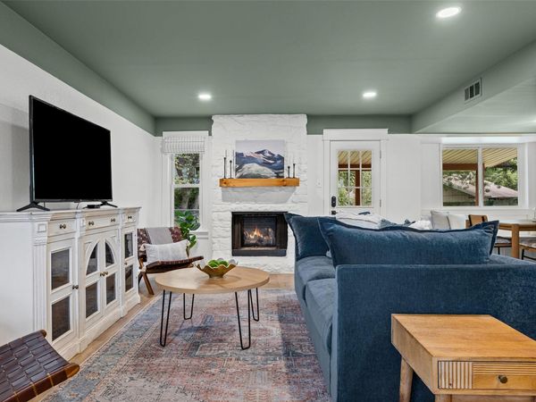 9737 Anderson Village DR, Austin, TX 78729