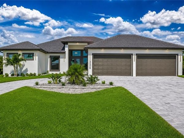 3306 SW 26th PL , CAPE CORAL, FL 33914
