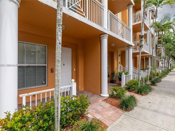 365 SW 13th Ter , Unit -, Fort Lauderdale, FL 33312