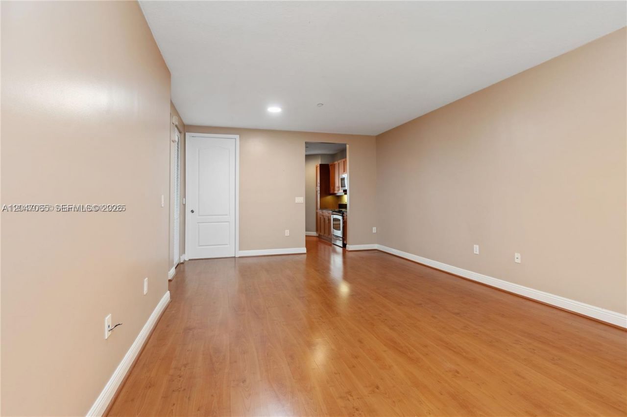 365 SW 13th Ter , Unit -, Fort Lauderdale, FL 33312 Photo