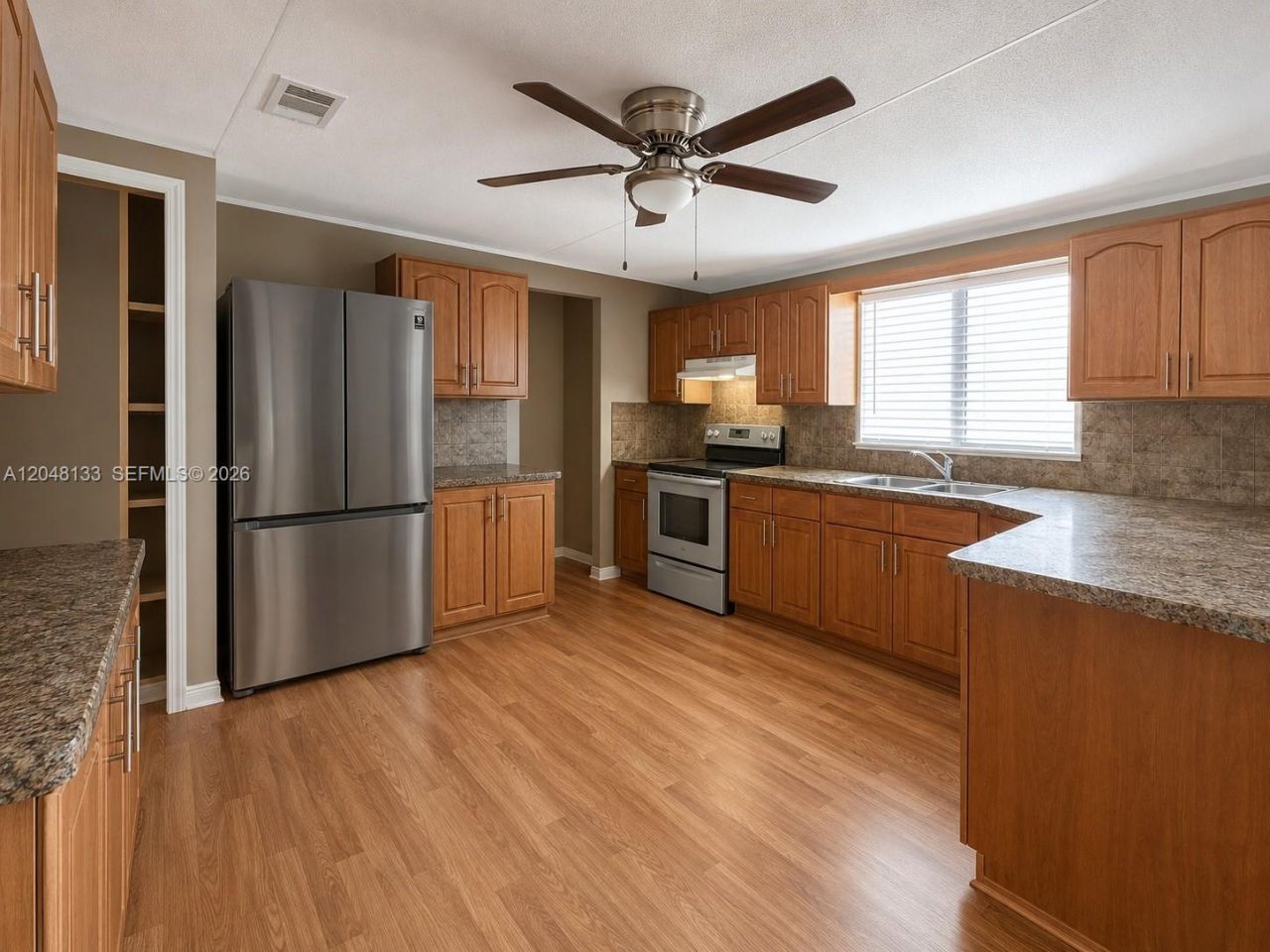 19800 SW 180th Ave, Unit 583, Miami, FL 33187 Photo