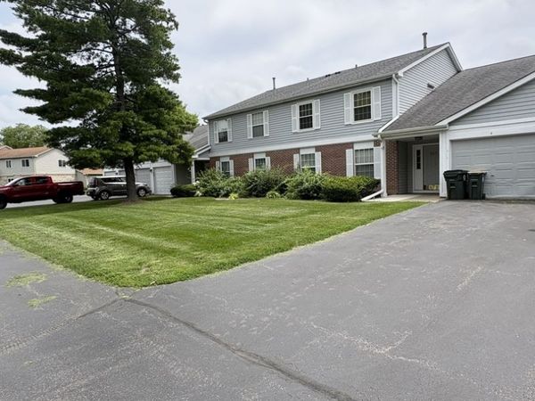 227 Brett Circle , Unit D, Wauconda, IL 60084