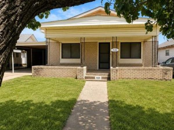 920 E Maple Street, Cushing, OK 74023