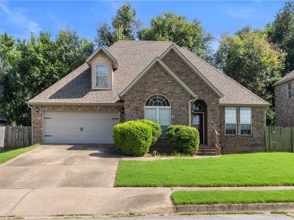 1513 Counts Drive , Springdale, AR 72764