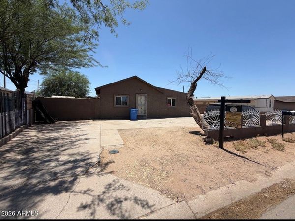 1709 E ENCINAS Lane, Phoenix, AZ 85040