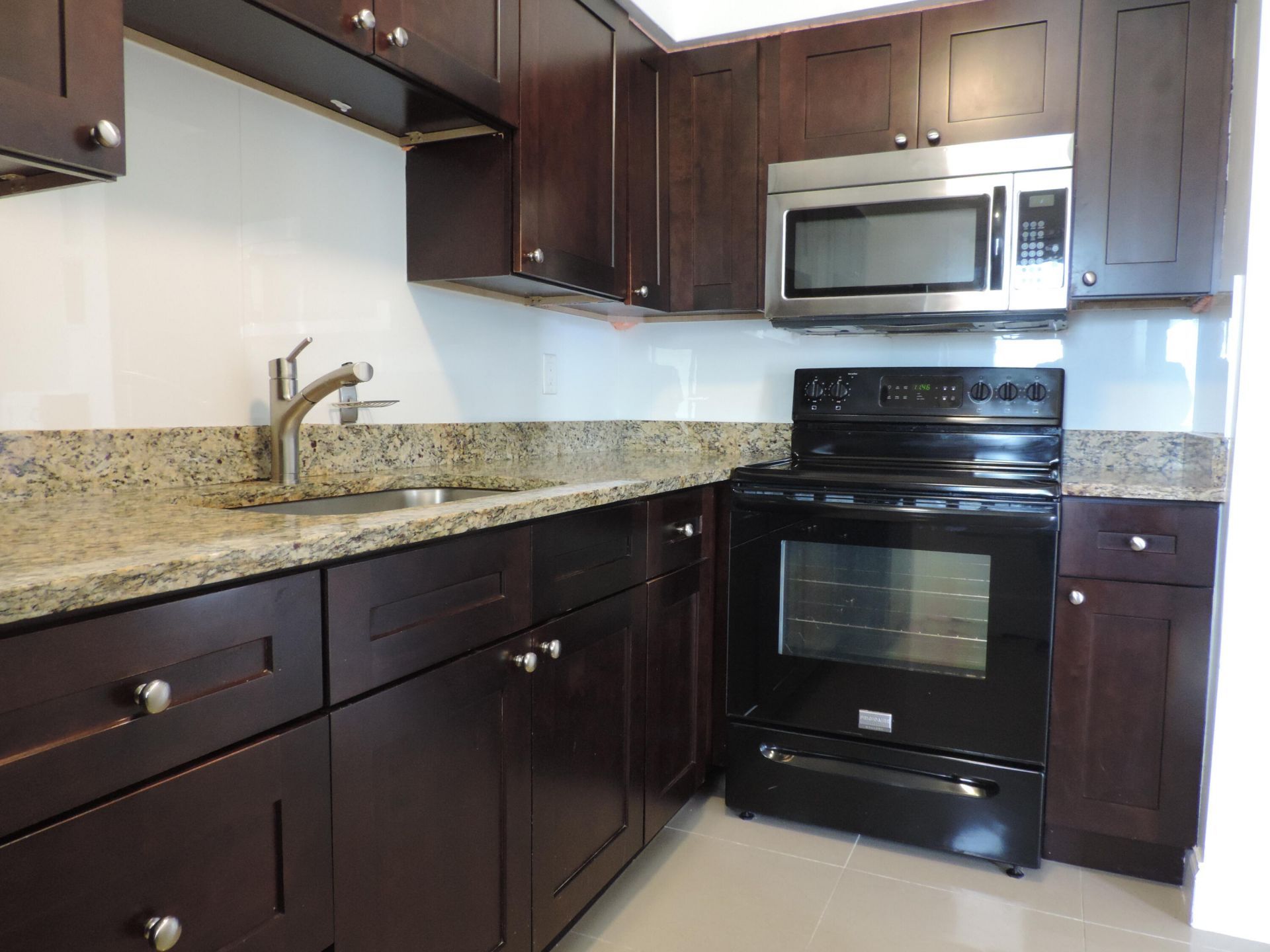 915 SE 22nd Avenue, Pompano Beach, FL 33062 Photo