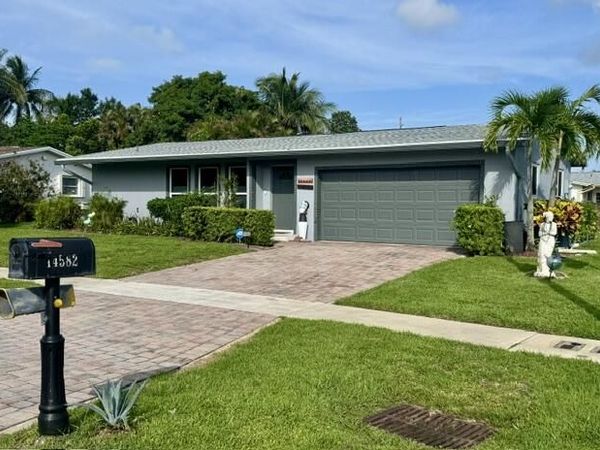 14582 Sunny Waters Lane, Delray Beach, FL 33484
