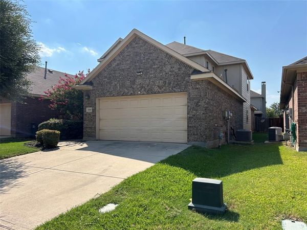 12045 Walden Wood Drive, Fort Worth, TX 76244
