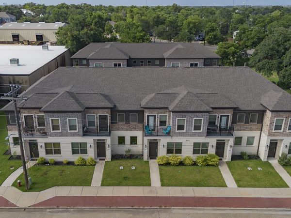 301 W 31ST ST, Unit 103, Bryan, TX 77803