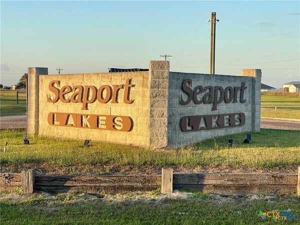 249 Gibb Boulevard , Seadrift, TX 77983