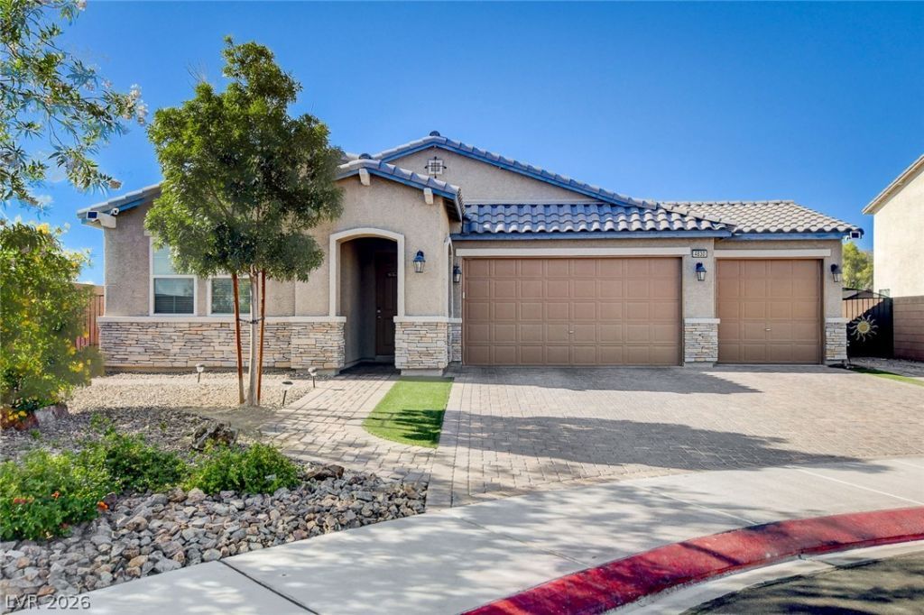 4830 Shady Chestnut Court, Las Vegas, NV 89131 Main Photo