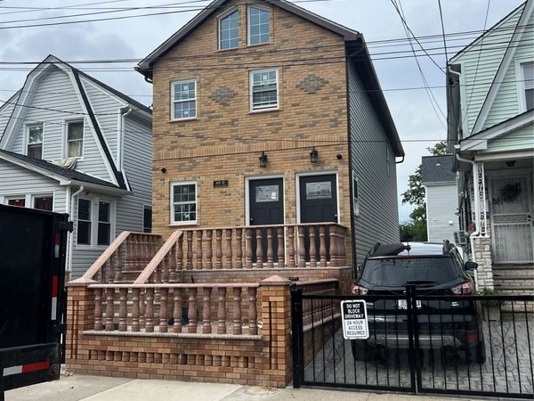 10919 Pinegrove Street , Jamaica, NY 11435
