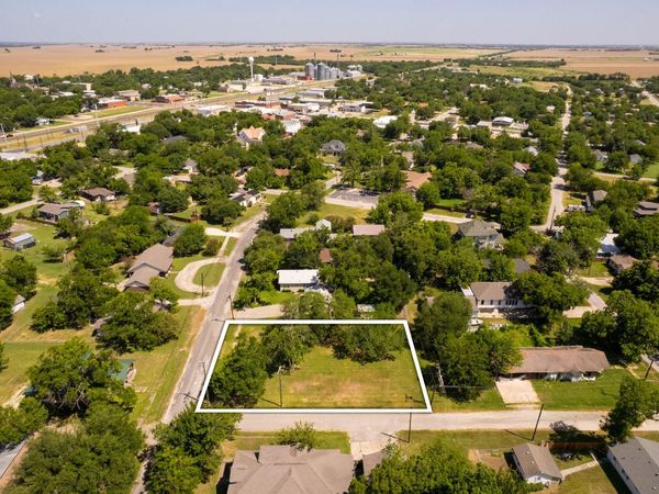 307 Willis STS, Granger, TX 76530