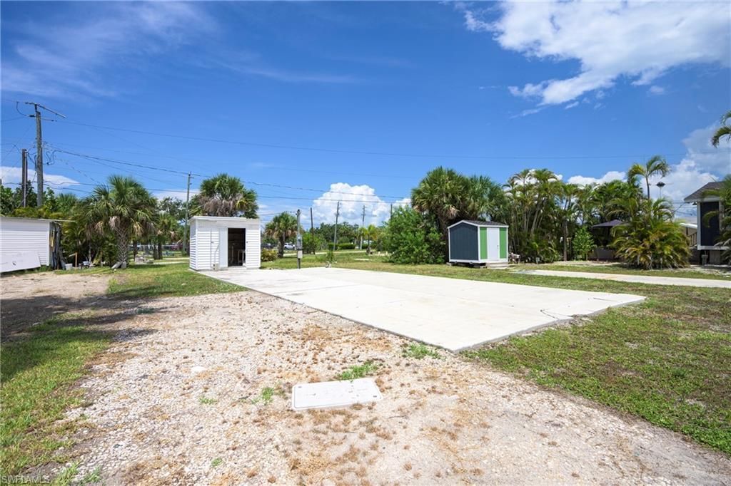 47 Oyster Bay Ln, Fort Myers Beach, FL 33931 Photo