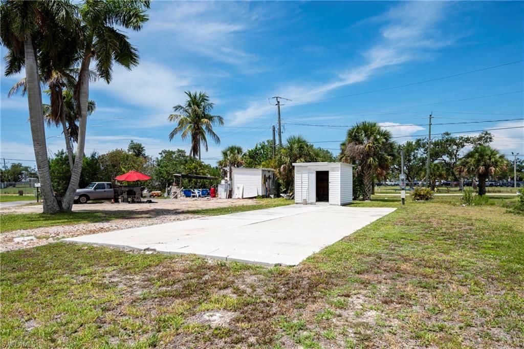 47 Oyster Bay Ln, Fort Myers Beach, FL 33931 Photo
