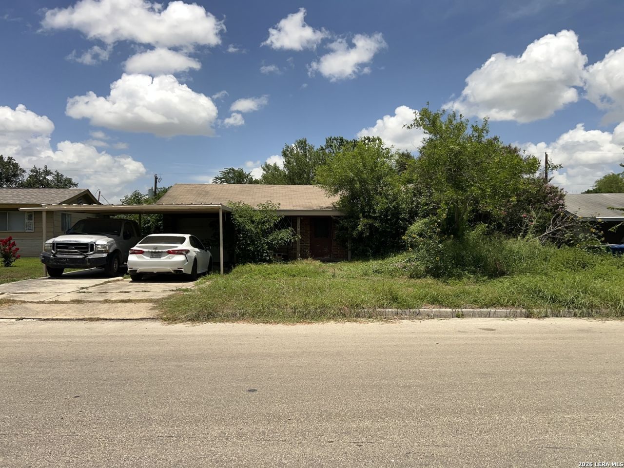 6283 Cedar Valley Dr, San Antonio, TX 78242 Main Photo