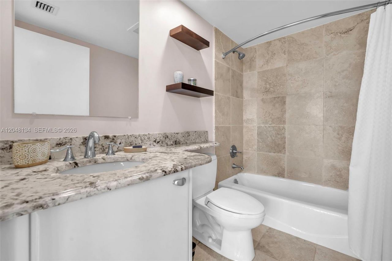333 Las Olas Way, Unit 2101, Fort Lauderdale, FL 33301 Photo