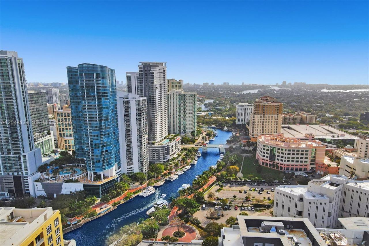 333 Las Olas Way, Unit 2101, Fort Lauderdale, FL 33301 Photo