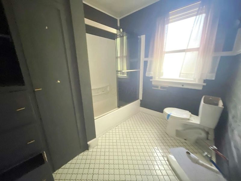 916 Miller Avenue , Columbus, OH 43206 Photo 13