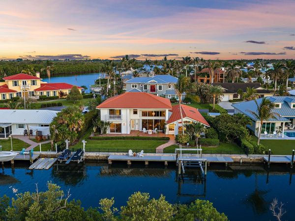 8565 SE Palm Street, Hobe Sound, FL 33455