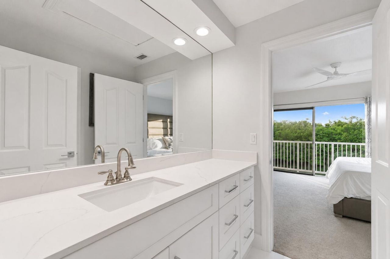 8565 SE Palm Street, Hobe Sound, FL 33455 Photo