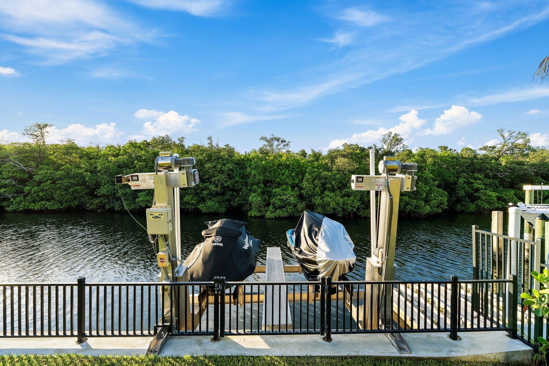 8565 SE Palm Street, Hobe Sound, FL 33455 Photo