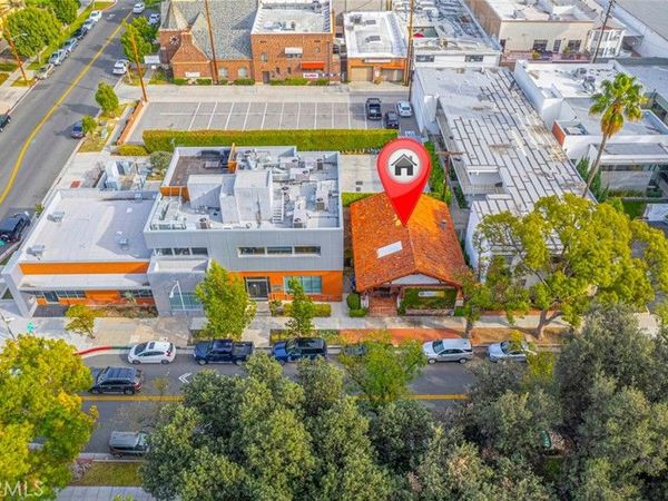 208 S Louise Street, Glendale, CA 91205