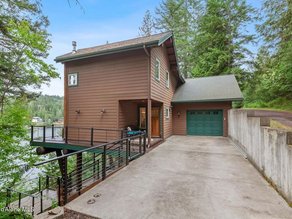 8247 W Shorecrest RD, Coeur d'Alene, ID 83814