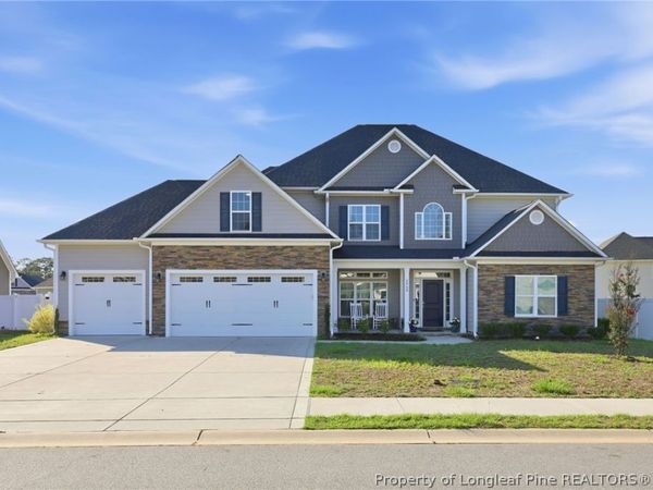 2950 Cragburn Place, Fayetteville, NC 28306
