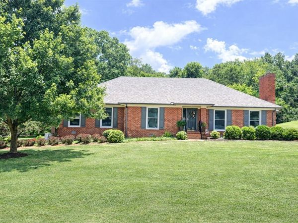 209 Scenic Ridge Ct, Old Hickory, TN 37138