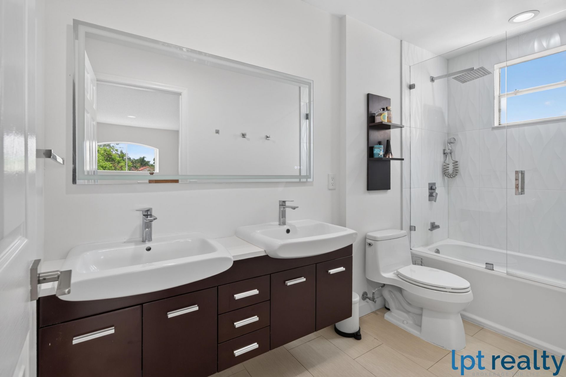 229 E Bayridge Drive, Weston, FL 33326 Photo