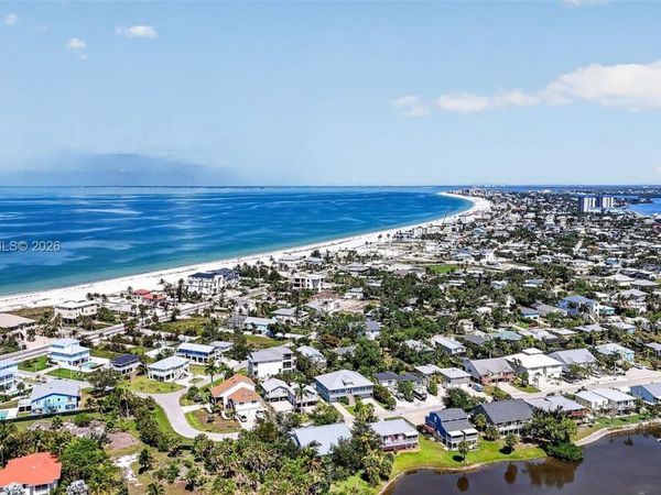 21581 Widgeon Ter, Fort Myers Beach, FL 33931