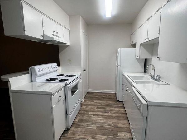 1037 E 44th ST, Unit 205, Austin, TX 78751