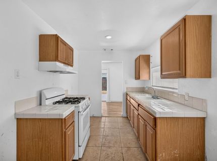 2176 68th Ave, Sacramento, CA 95822 Photo