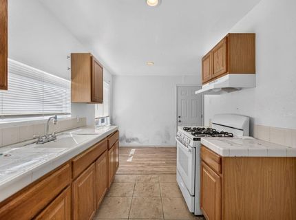 2176 68th Ave, Sacramento, CA 95822 Photo