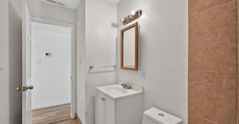 2176 68th Ave, Sacramento, CA 95822 Photo