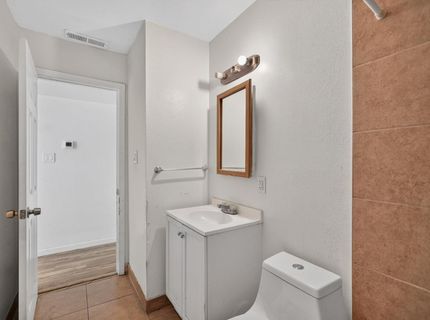 2176 68th Ave, Sacramento, CA 95822 Photo