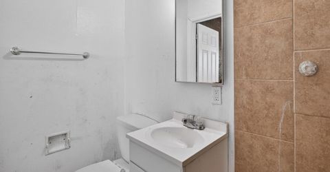 2176 68th Ave, Sacramento, CA 95822 Photo