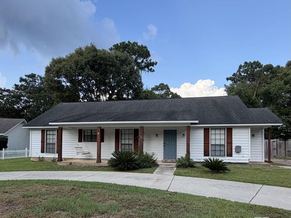 107 N Sandlewood Circle, Daphne, AL 36526