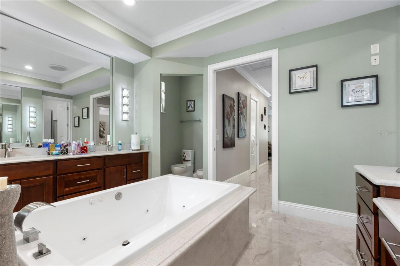2101 W Bearss Avenue, Tampa, FL 33618 Photo