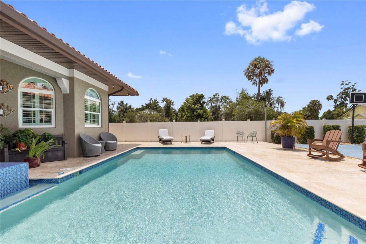 2101 W Bearss Avenue, Tampa, FL 33618 Photo