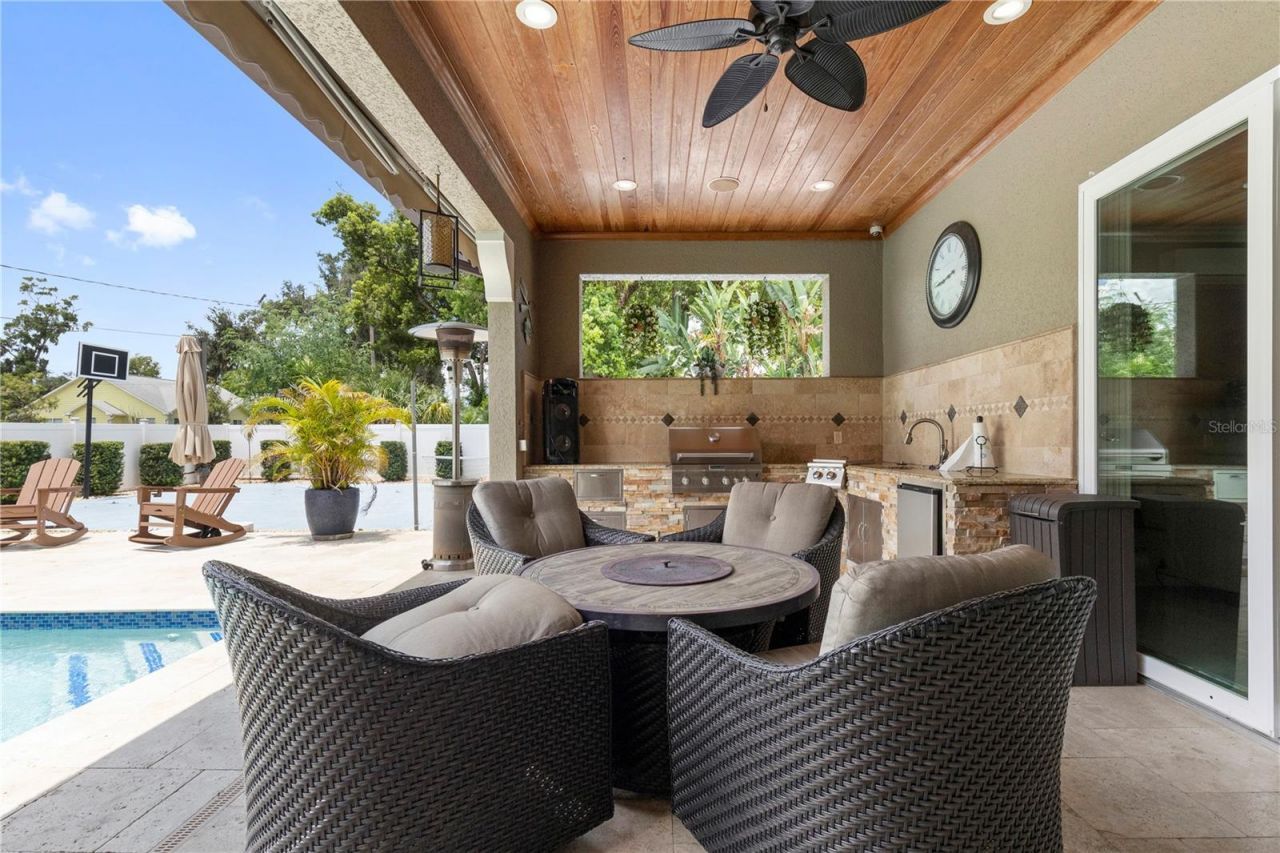2101 W Bearss Avenue, Tampa, FL 33618 Photo