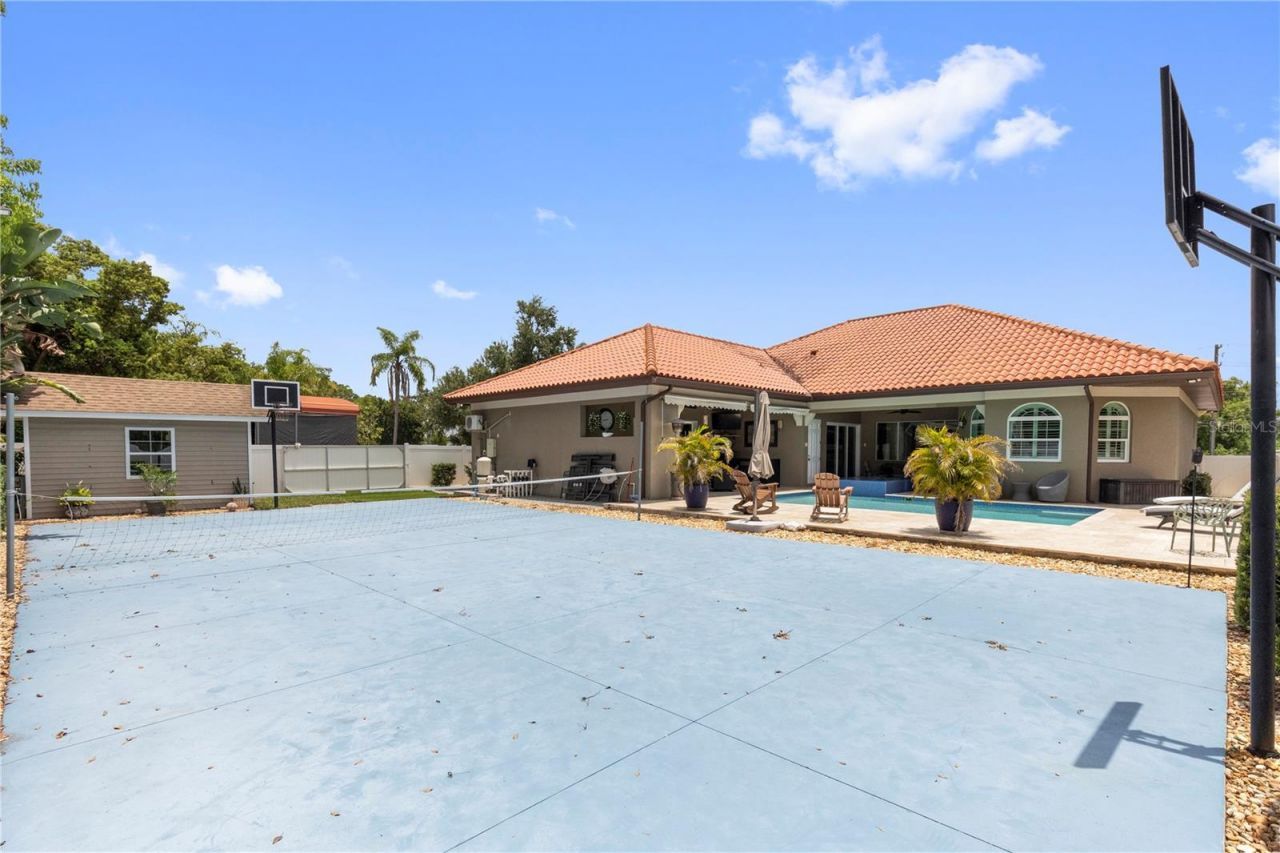 2101 W Bearss Avenue, Tampa, FL 33618 Photo