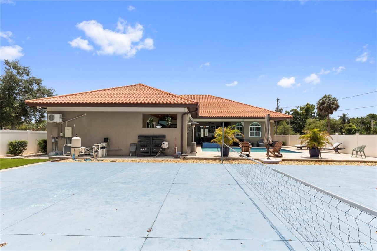 2101 W Bearss Avenue, Tampa, FL 33618 Photo
